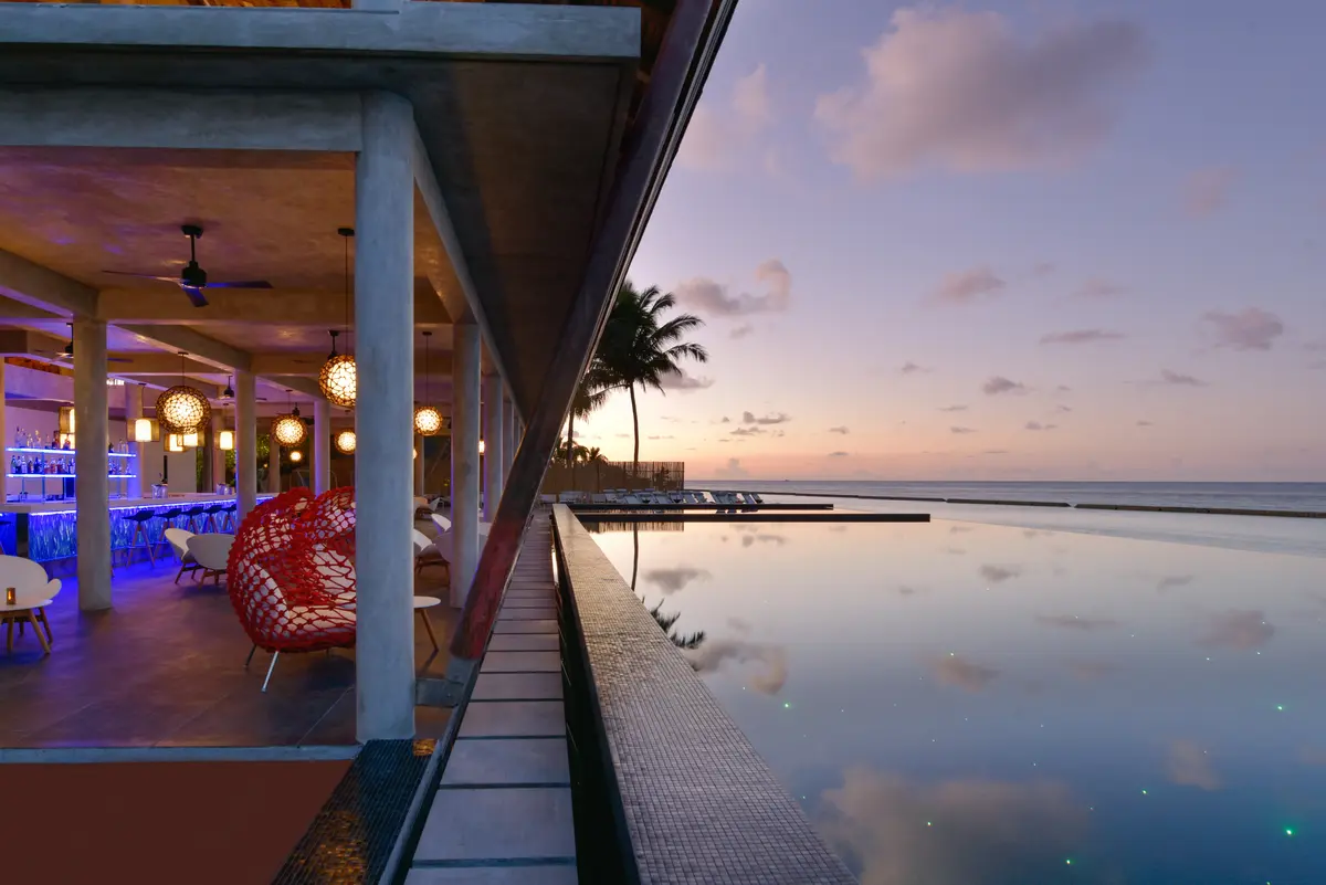 Laguna Bar